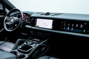 Porsche Cayenne GTS 2025