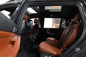 BMW X7 40 2022
