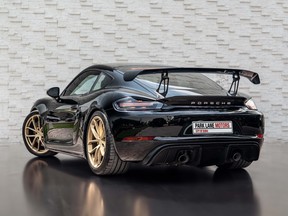 Porsche Cayman 718 GT4 2020