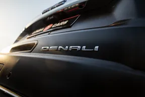 GMC Yukon 2024