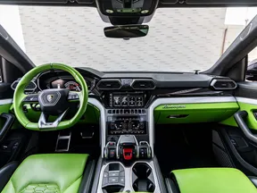 Lamborghini Urus 2021