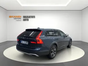 Volvo V90 Cross Country 2020