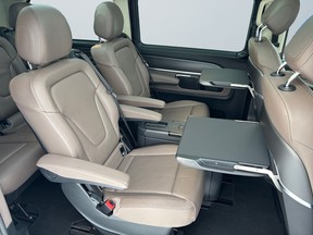 Mercedes-Benz V-Class 300 2022