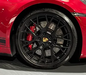 Porsche 911 Carrera GTS 2024
