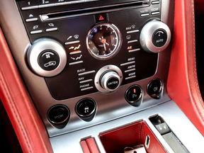 Aston Martin DB9 2010