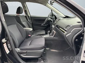 Subaru Forester 2017