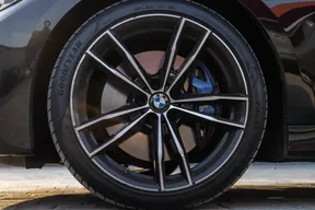 BMW 3 Series 330 2022