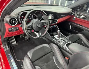 Alfa Romeo Giulia Quadrifoglio 2021