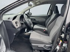 Toyota Yaris 2015