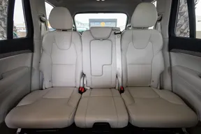 Volvo XC90 B5 2023