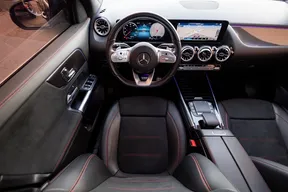 Mercedes-Benz GLA 200 2021