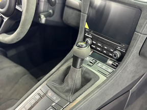 Porsche Cayman 718 GT4 2022