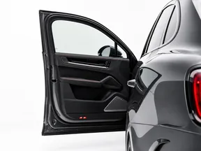 Porsche Cayenne Turbo GT 2025