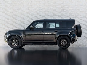 Land Rover Defender 110 2025