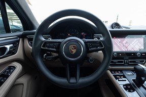 Porsche Macan 2025