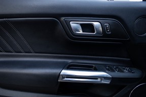 Ford Mustang 2021