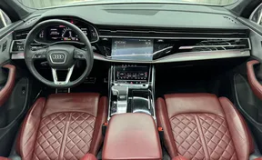 Audi SQ7 2024