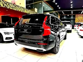 Volvo XC90 T5 2021