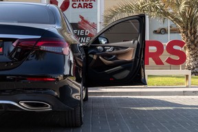 Mercedes-Benz E-Class 300 2023