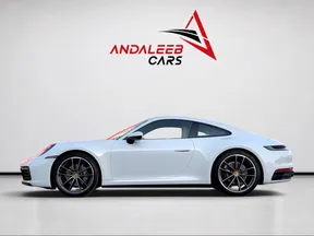 Porsche 911 Carrera 4 2023