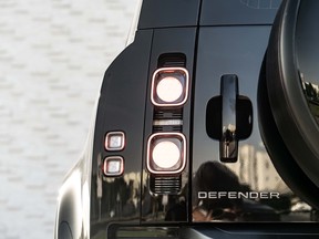 Land Rover Defender 110 2024