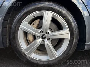 Audi e-tron 2022