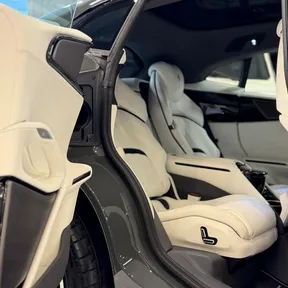 Ferrari Purosangue 2025