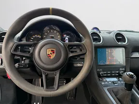 Porsche Cayman 718 GT4 RS 2024