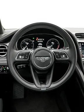 Bentley Bentayga 2021