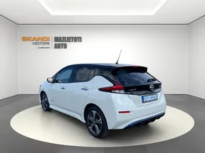 Nissan Leaf 2021
