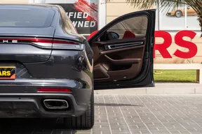 Porsche Panamera 2022