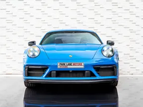 Porsche 911 Carrera 4 GTS 2023