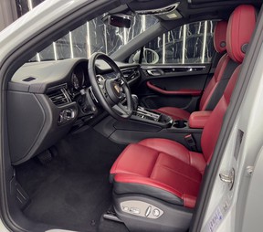 Porsche Macan S 2024