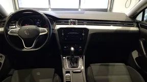 Volkswagen Passat 2022