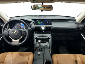 Lexus IS 300 2019