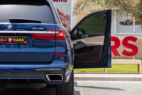 BMW X7 50i 2019