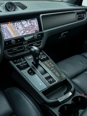 Porsche Macan 2024