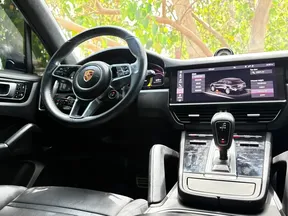 Porsche Cayenne GTS 2021