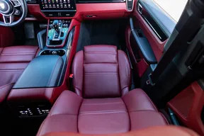 Porsche Cayenne 2023