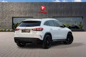 Mercedes-Benz GLA 200 2022