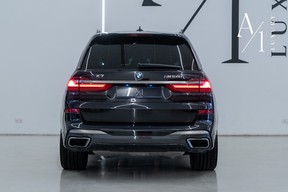 BMW X7 M50i 2022