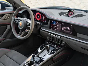 Porsche 911 Carrera GTS 2025