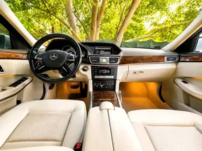 Mercedes-Benz E-Class 200 2014