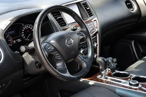 Nissan Pathfinder 2014