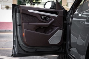 Lamborghini Urus 2024