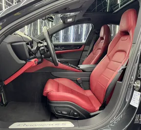 Porsche Panamera 4S E-Hybrid 2025