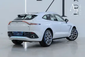 Aston Martin DBX 2023