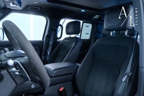 Land Rover Defender 110 2023