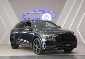 Audi RS Q8 2024