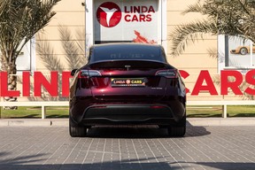 Tesla Model Y Long Range 2024